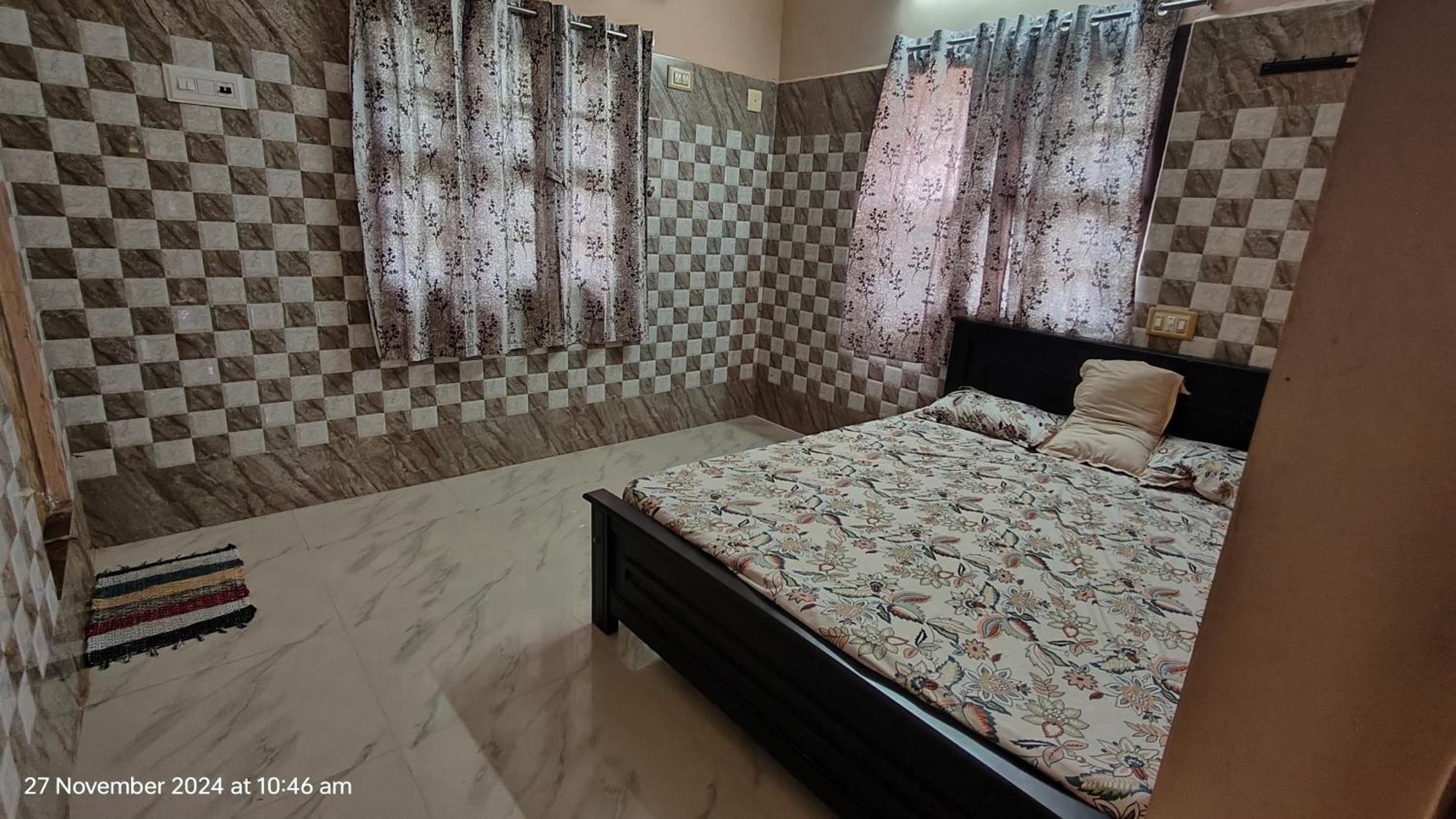 Selvams Home Stay Тиручендур Экстерьер фото
