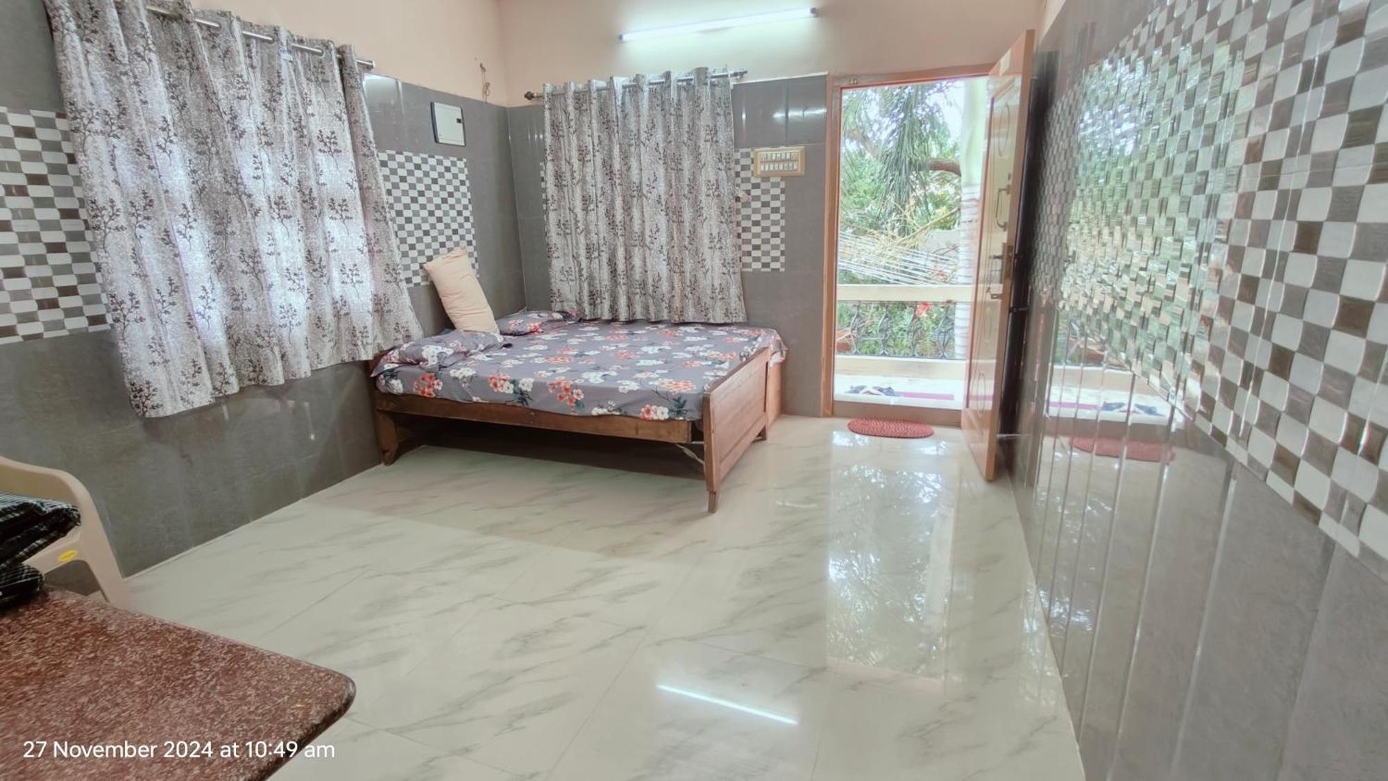 Selvams Home Stay Тиручендур Экстерьер фото
